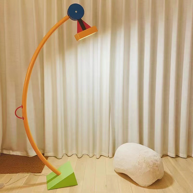 Floor Lamp Tripod - Luz LED de suelo de dibujos