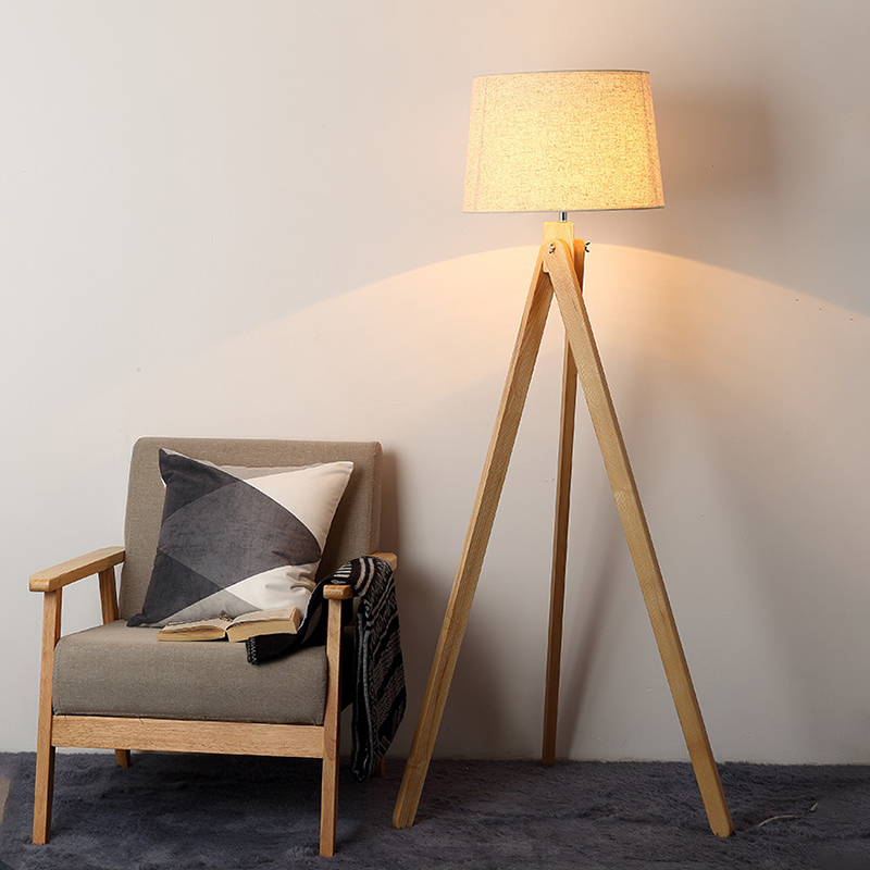 Lámparas de suelo hechas en ma - Floor Lamp Tripod reseña y precio